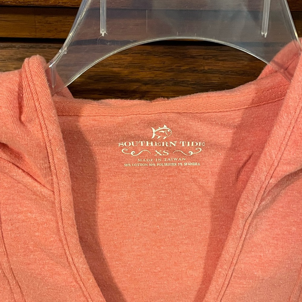 Southern Tide Coral Pink Hooded Sweatshirt & Shorts Set - Picture 4 of 7